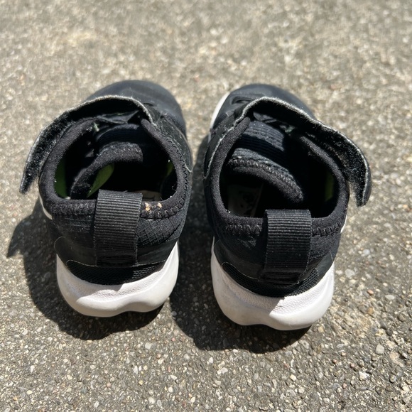 Nike - Toddler Sneakers Size 6c - Picture 3 of 8